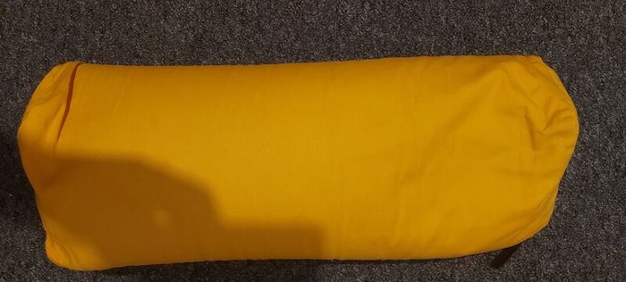yoga bolster