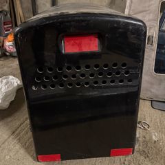 Dog Box