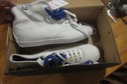 White KEDS   size 5   NEW