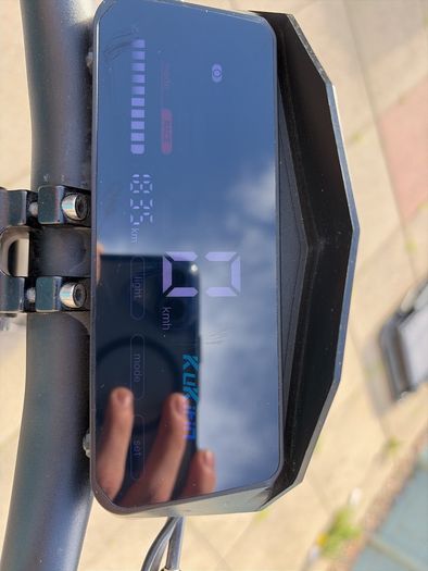 Kukirin G4 electric scooter