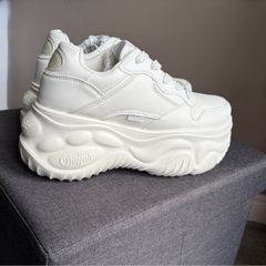 Buffalo BLADER ONE Platform Sneakers White Vegan Leather Chunky Trainers EU 39/6