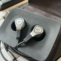 B&O H3 earphone with remote control