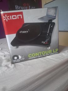 Contour LP compact vinyl to mp3 turntable