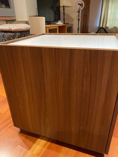 end table/ side table/ bedside table