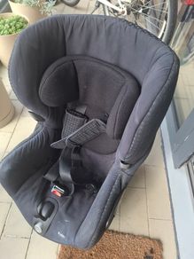 Maxi-Cosi Axiss car seat