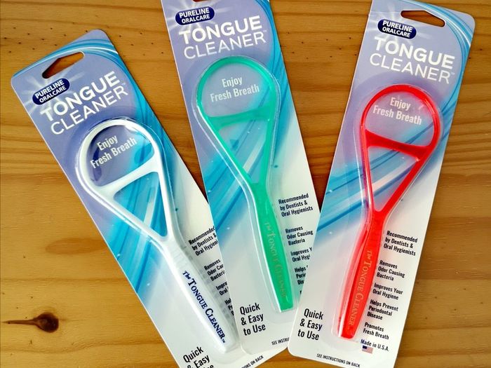Tongue cleaner. (Oral care) New, unopened. Made in USA.