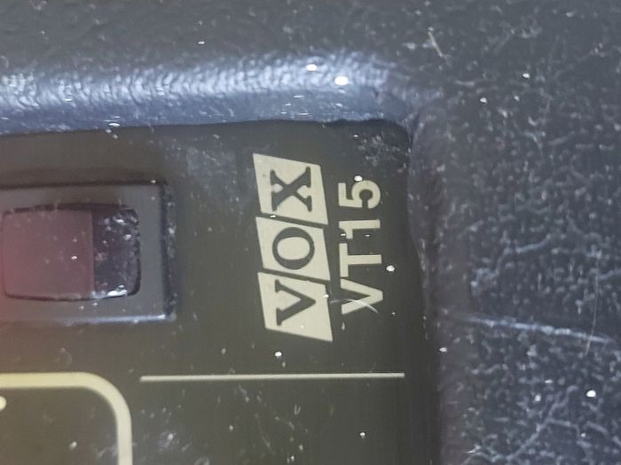 VOX Valvetronix VT15 AMP, working great and in excellent condition