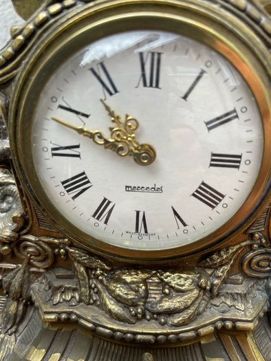 Vintage  mantel clock