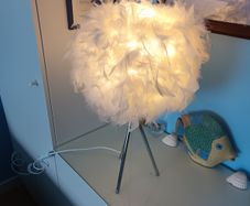 Feather Table Lamp