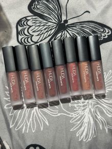 Brand new unopened huda beauty mini liquid lipstick new