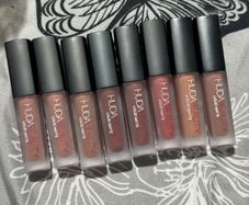 Brand new unopened huda beauty mini liquid lipstick new
