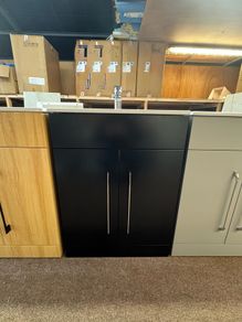 Brand New 600mm Black Vanity Unit & Tap