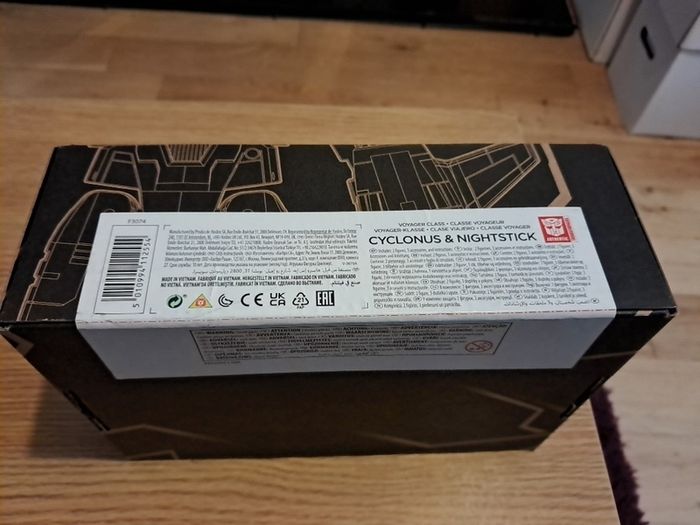 Transformers Legacy: Targetmaster Cyclonus 7'' Exclusive