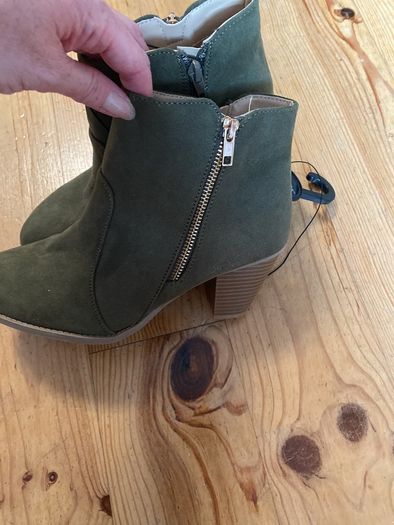 ladies boots