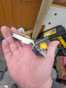 Ikea hinges 2 sets of 2