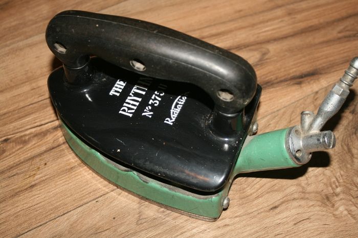 Collection of Vintage Irons 50 each