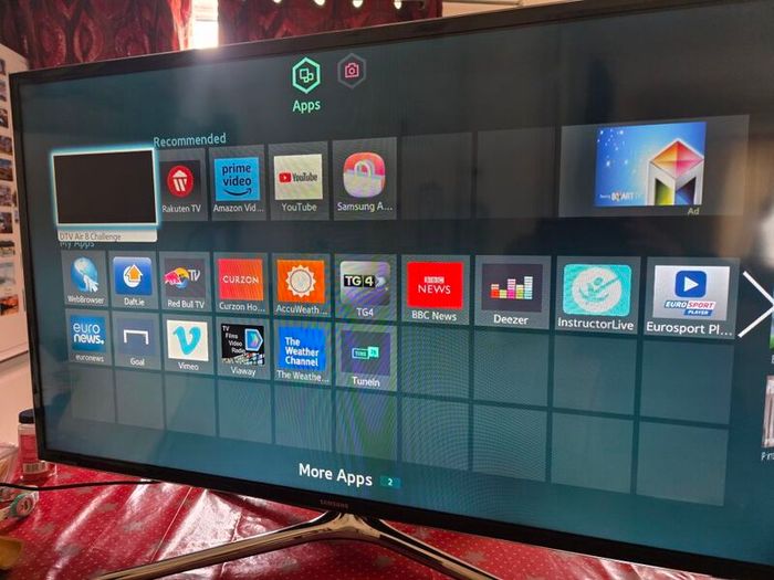 Samsung 40" smart tv