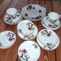 Royal Tara Roses 13pieces