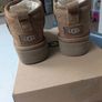 Ugg boots Image 4