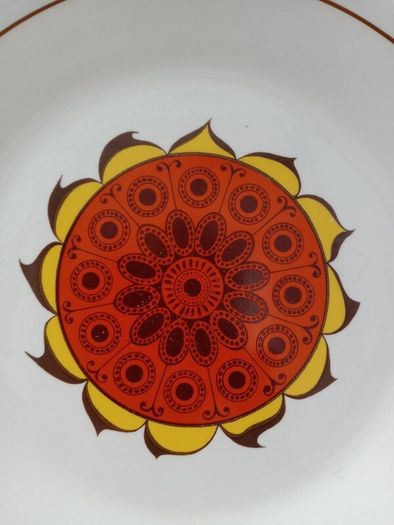 Mid century plate, display plate