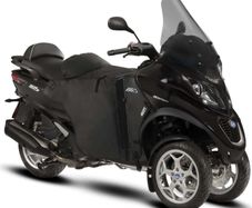Piaggio MP3 Heated Leg Cover