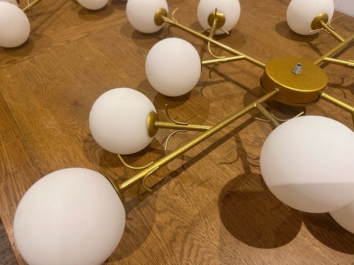 2 x ceiling lights