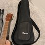 Ukulele Kmise Image 2