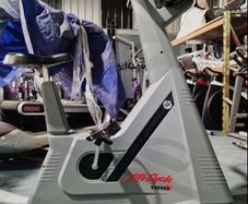 Lifecycle 9500r spin bikes two for 300