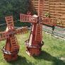 Charming Garden Windmills Perfect for Your Outdoor Space Image 3