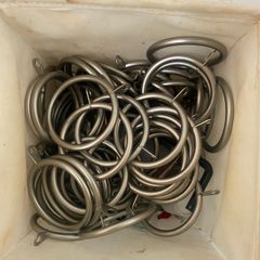 curtain pole rings