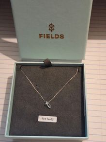 9ct White Gold and Blue Topaz Necklace