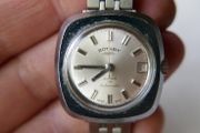 Vintage Rotary Super 75 Automatic watch, Mens Automatic Day/Date TV Case Watch (The watch works well and keeps good time.)
