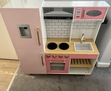 Toy Kitchen