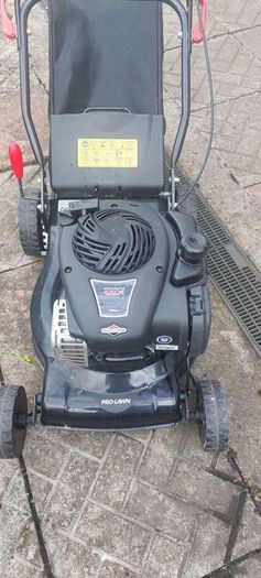 Briggs& Stratton 450e needs service