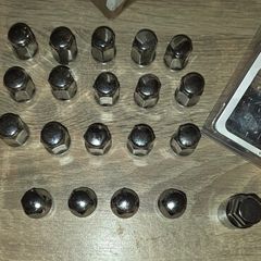Wheel Nuts and lock nuts