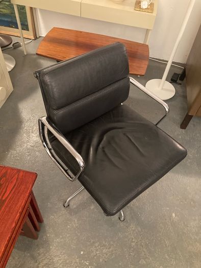 Eames EA208 Soft Pad Chair - Warehouse and Showroom Open Saturday 25th April 12 til 4pm  Eircode R95T227