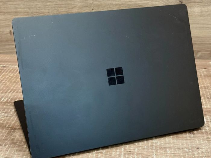 Microsoft Surface Laptop 4 Touchscreen 13" 1951 Intel I7-1185G7 3.00GHz 16GB RAM 256GB NVMe SSD Win 11 Pro