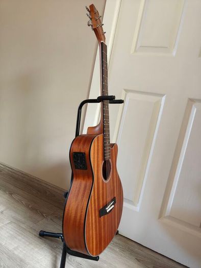 Stagg SA25-ACE-MAHO electro-acoustic grand auditorium guitar