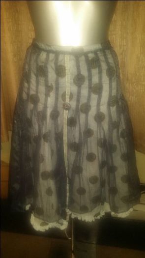 Oxmo stunning midi grey skirt size L UK12 EU40 Postage included