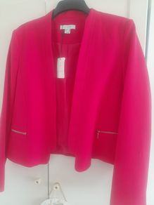ladies sereise pink zip jacket new with tags