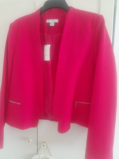 ladies sereise pink zip jacket new with tags