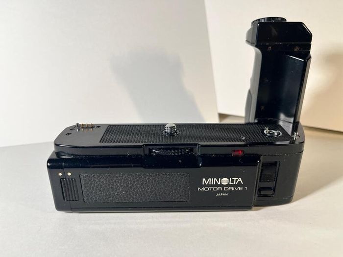 Minolta X-700 35mm film camera