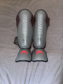 Kickboxing venom shin guards