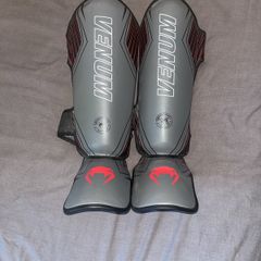 Kickboxing venom shin guards