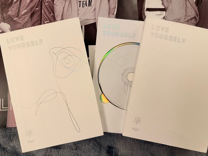 BTS Love Yourself Her Album V Version +Poster