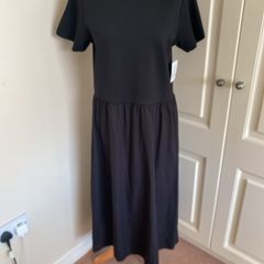 Rowen Avenue Cos style size 12 black dress - new