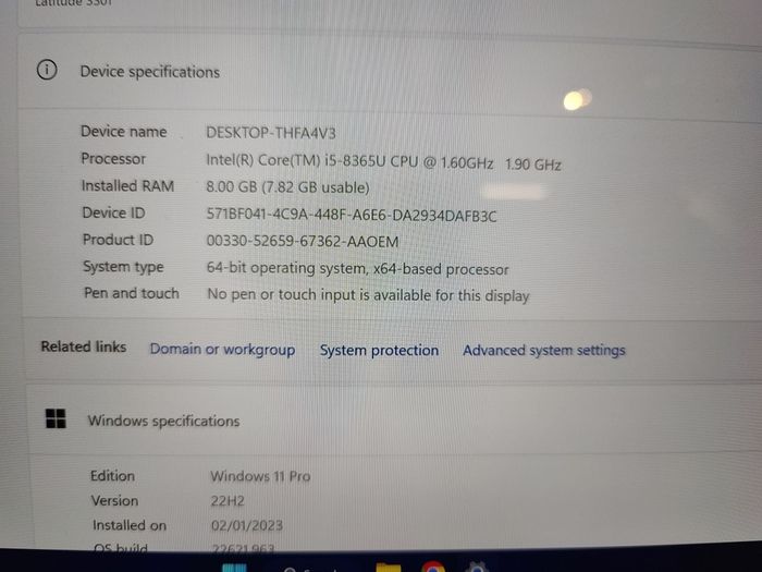 Slim Dell Latitude 3301 | Amazing Screen  |  New Battery