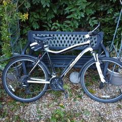 Raleigh Chinook Men's Hybrid Bike  Front Suspension & Mudguards