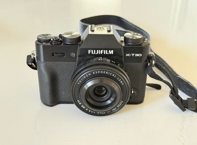 Fuji X-T30ii & 27mm F2.8 lens
