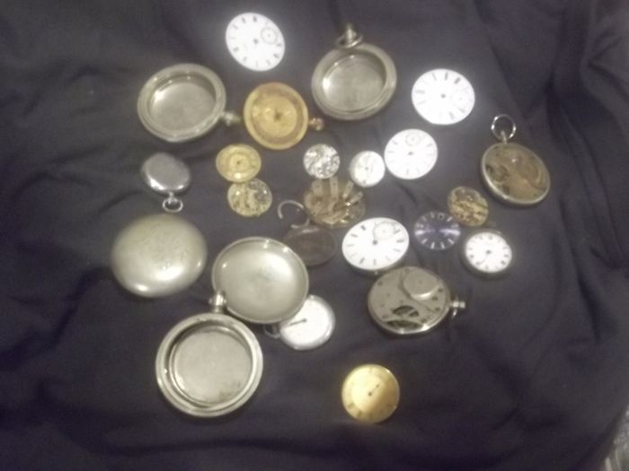 alot of vintage pockets watch parts